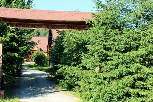 Hostal Rezydencja Bukowy Dw�r