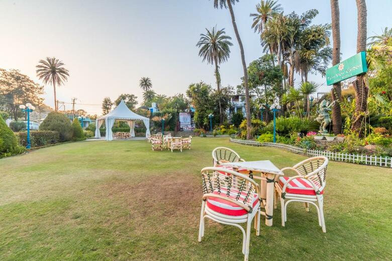 Hotel Hillock