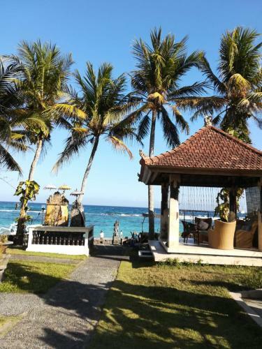 Anom Beach Hotel