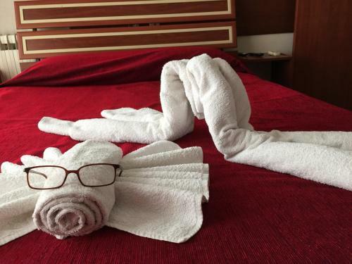 Hotel �nl�