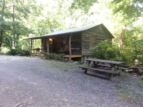 Hostal Arrowmont Stables & Cabins