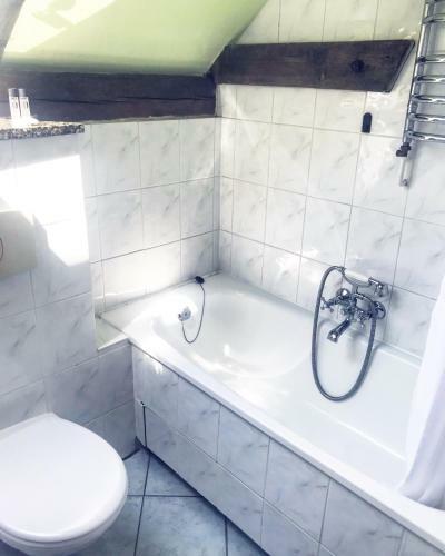 Hostal Dworek Adamski
