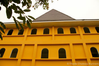 Thada Chateau Hotel