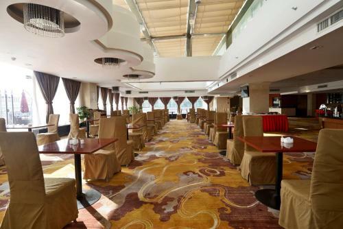 Vanguard Hotel
