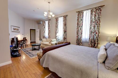 Hotel The Woodlawn Inn