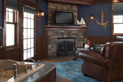 A G Thomson House Duluth Bed And Breakfast