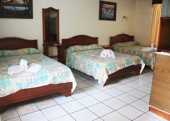 Hotel Arenal Rossi (.)
