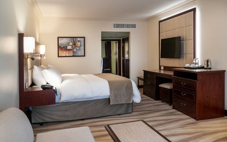 Landmark Hotel