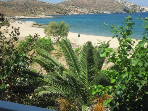 Hostal Psathi Beach