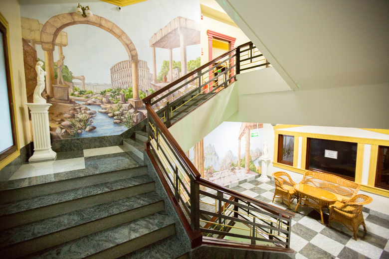 Bucharest Comfort Suites Hotel