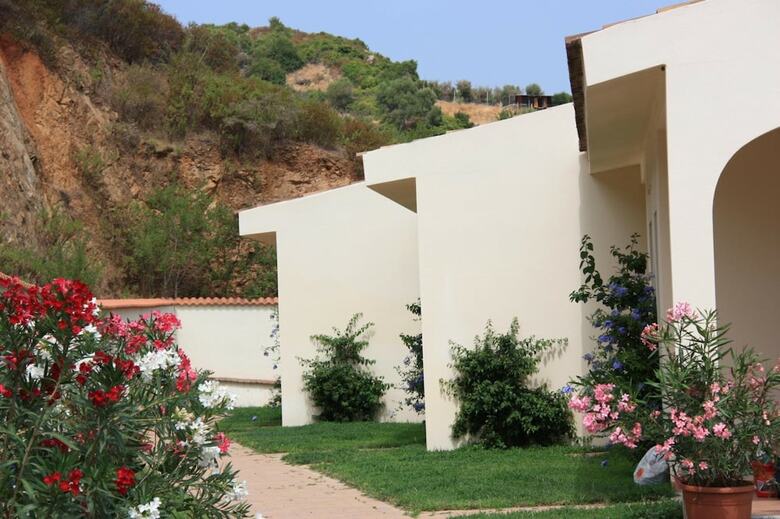 Hotel Pedra Ruja
