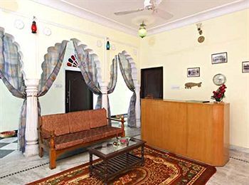 Hotel Janak Palace