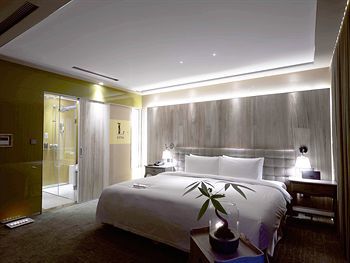 E-house Hotel