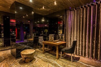 E-house Hotel