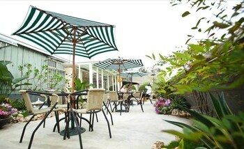 E-house Hotel
