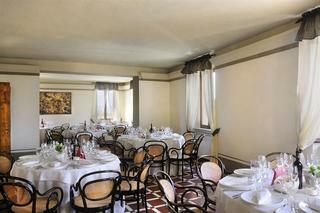 Hotel Albergo Diffuso Borgo Montemaggiore