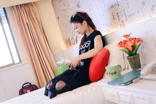 Honeydew Hotel