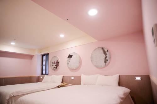 Honeydew Hotel