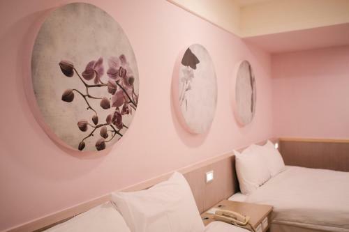 Honeydew Hotel