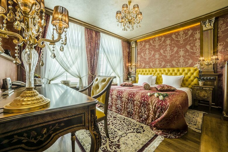 Imperial Hotel & Restaurant