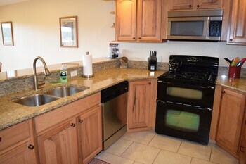 The Lodge At Duck Creek