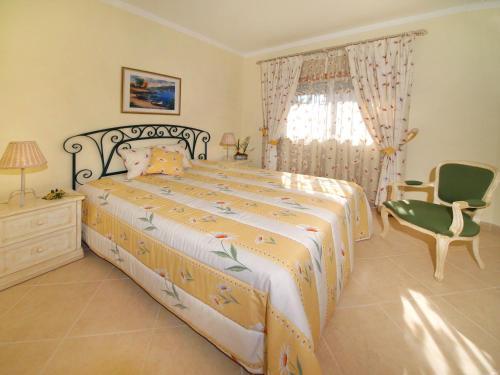 Hostal Oasis Parque Country Club
