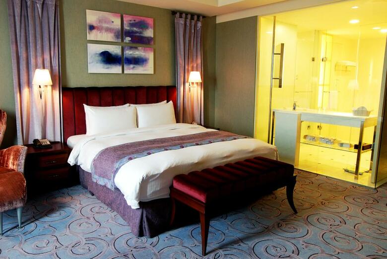 Grand Victoria Hotel