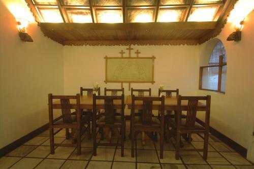 Hotel Ambadi