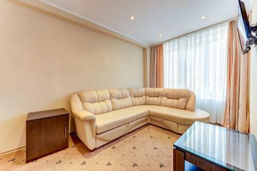 Tourist Hotel