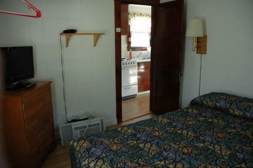 Hotel Channel Waterfront Cottages