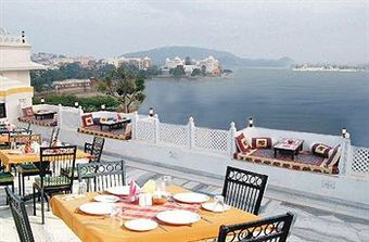 Hotel Sargam Sadan