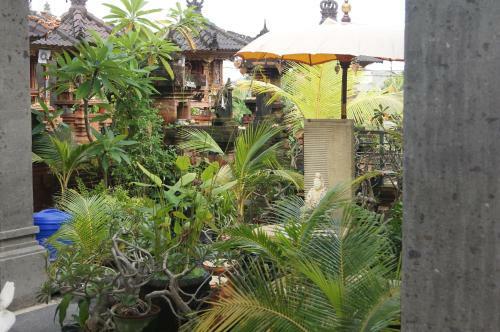 Hostal AA Residence
