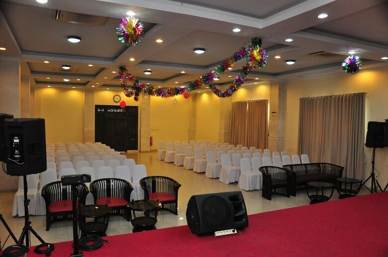 Puri Saron Denpasar Hotel