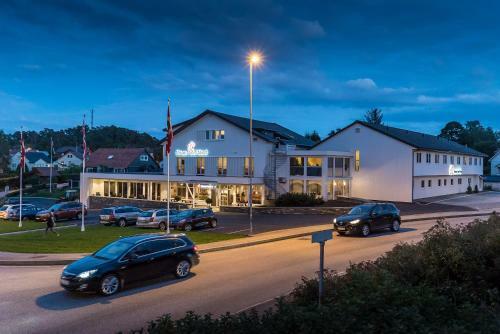 Alm�s Hotel