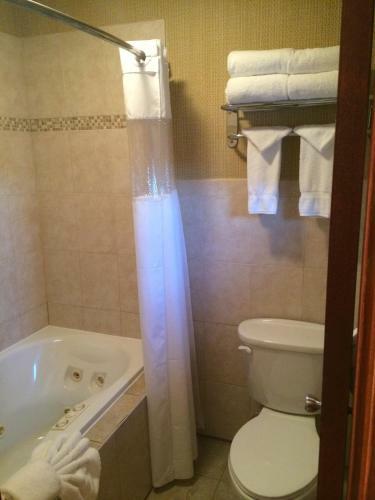 Posada Pacer Inn & Suites Motel