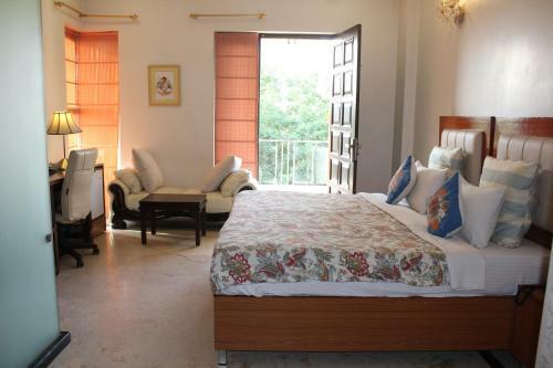 Hostal Perch Arbor Suites