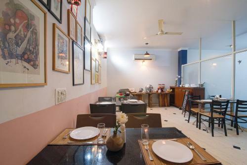 Hostal Perch Arbor Suites