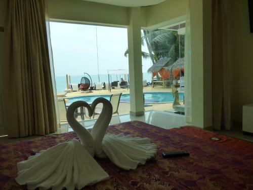 Hotel Samui Beach Resort Beach Front Rooms
