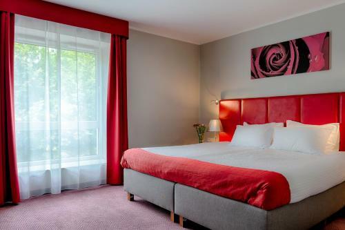 Hotel Focus Katowice Chorz�w
