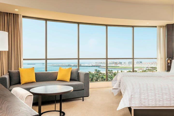 Hotel Le Royal Meridien Beach Resort And Spa