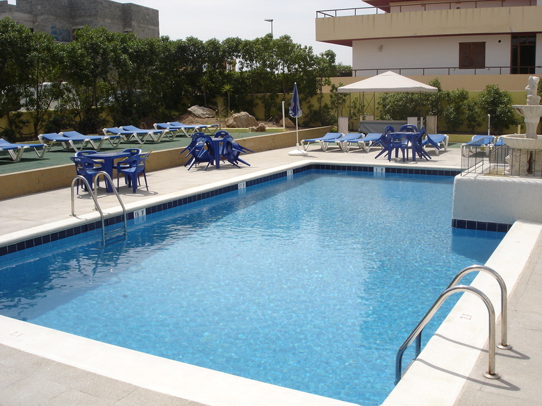 Apartamentos San Antonio Beach