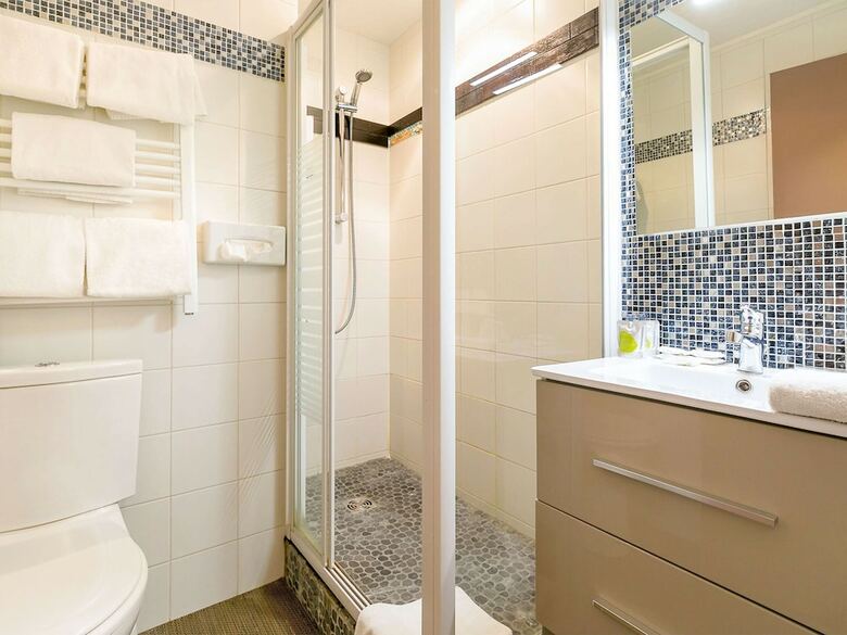 Hotel Kyriad Dijon Longvic