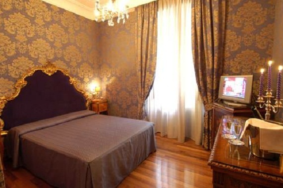 Turner Hotel