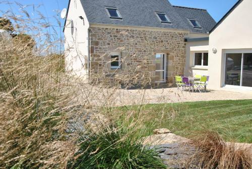 Cap Sur Pen Ar Valy � Plougoulm
