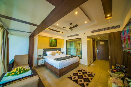 Hotel The Renai Cochin