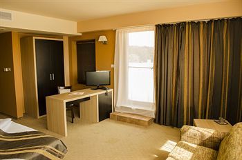 Hotel Oxford Inns&suites
