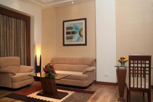Hotel Savoy Suites
