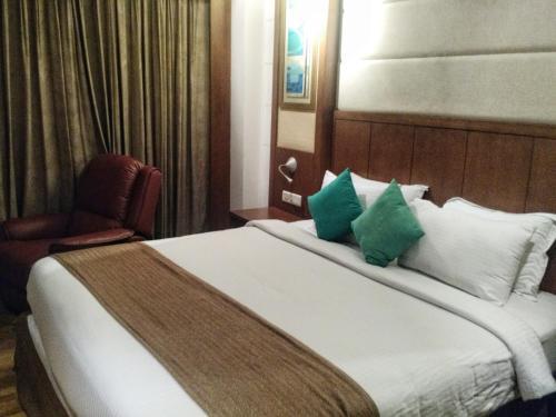 Hotel Savoy Suites
