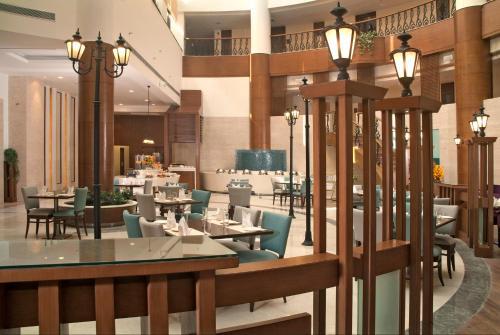 Hotel Savoy Suites