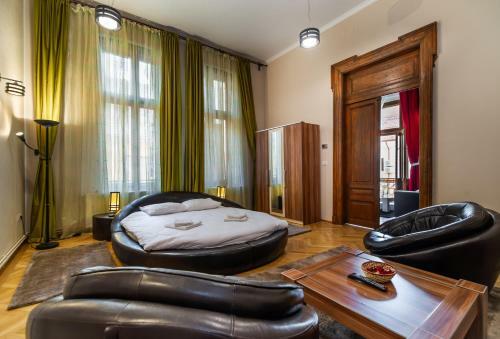Select City Center Apartments